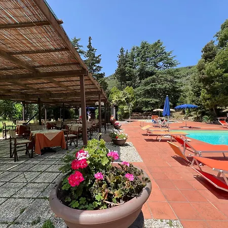 Park Napoleone Ξενοδοχείο 4*