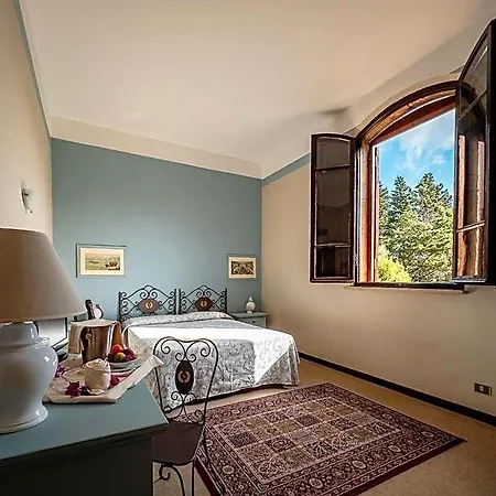 Park Napoleone 4* بورتوفيرّايو