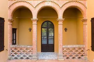 Park Napoleone Otel 4*