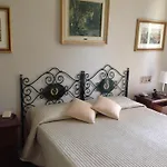 Park Napoleone 4*